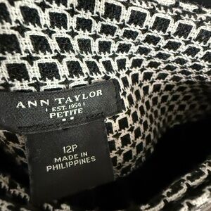 Ann Taylor Black and White Textured Knit